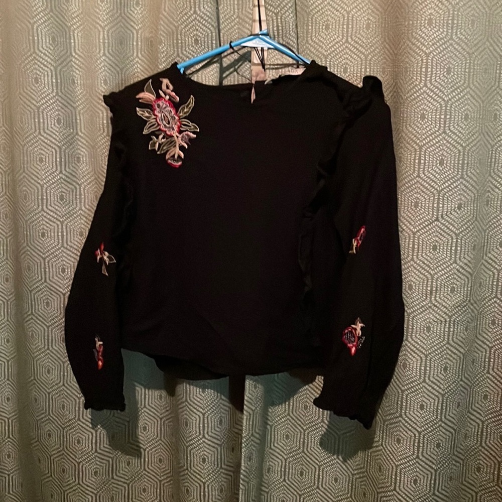 Zara Basic Collections Preloved Size Large Embroi… - image 1
